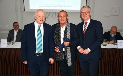 Slavnostní předávání jmenovacích dekretů zástupcům 14 pilotních škol vyučujících autoobory v ČR